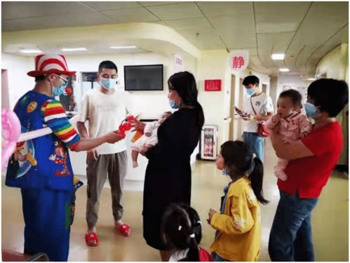 快乐为王，晋江妇幼这厢有礼了——关爱妇幼健康，礼品传真情